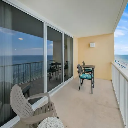 Beachfront Condo #1413 Majestic Beach Resort